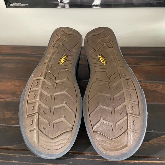 Keen Black Suede Chukka | Men’s 10.5 US | Minimal Wear main image 4